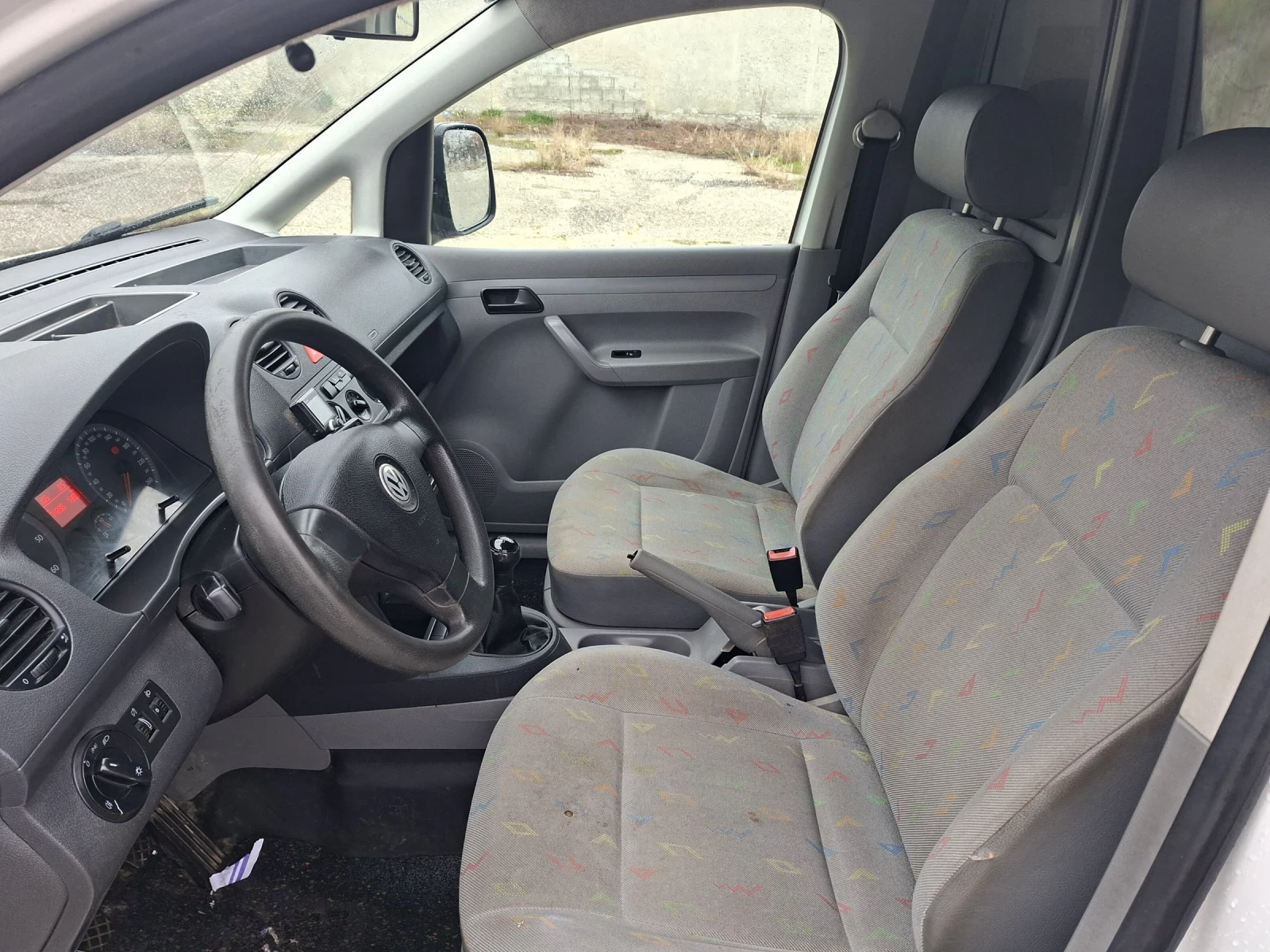 VW Caddy MAXI / KLIMA, снимка 11 - Автомобили и джипове - 53720612