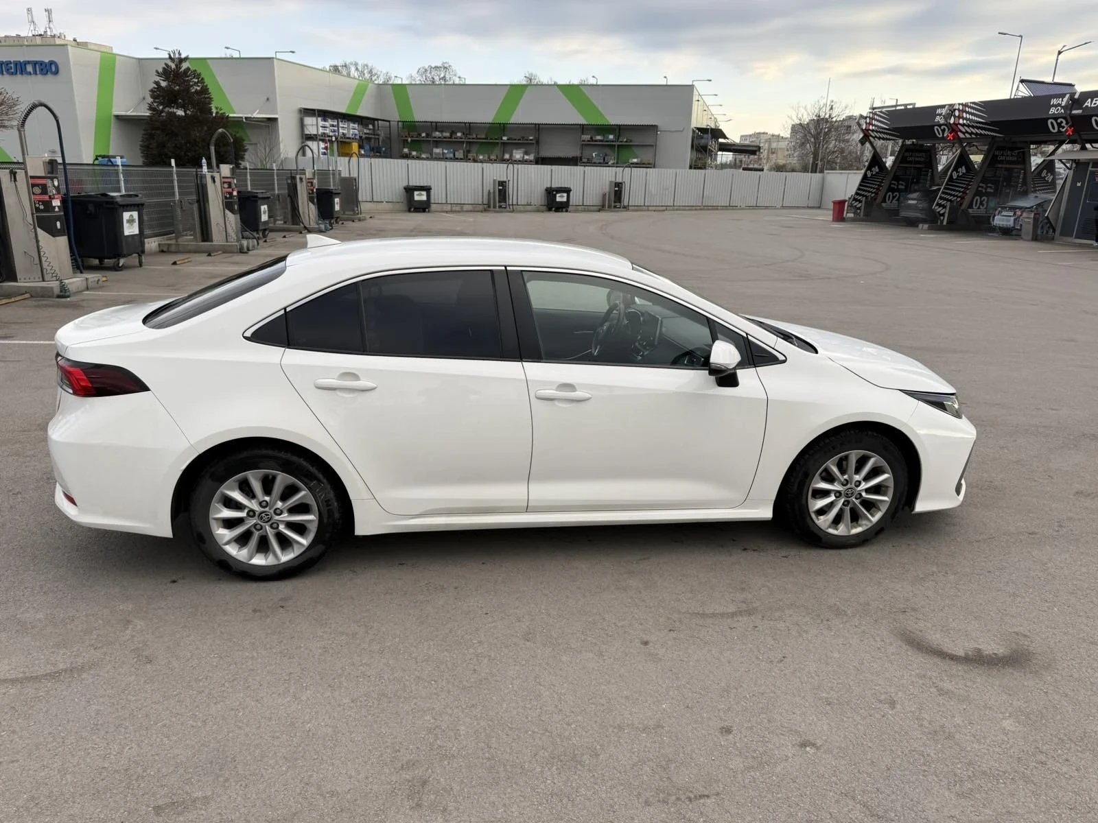Toyota Corolla, снимка 2 - Автомобили и джипове - 54118011