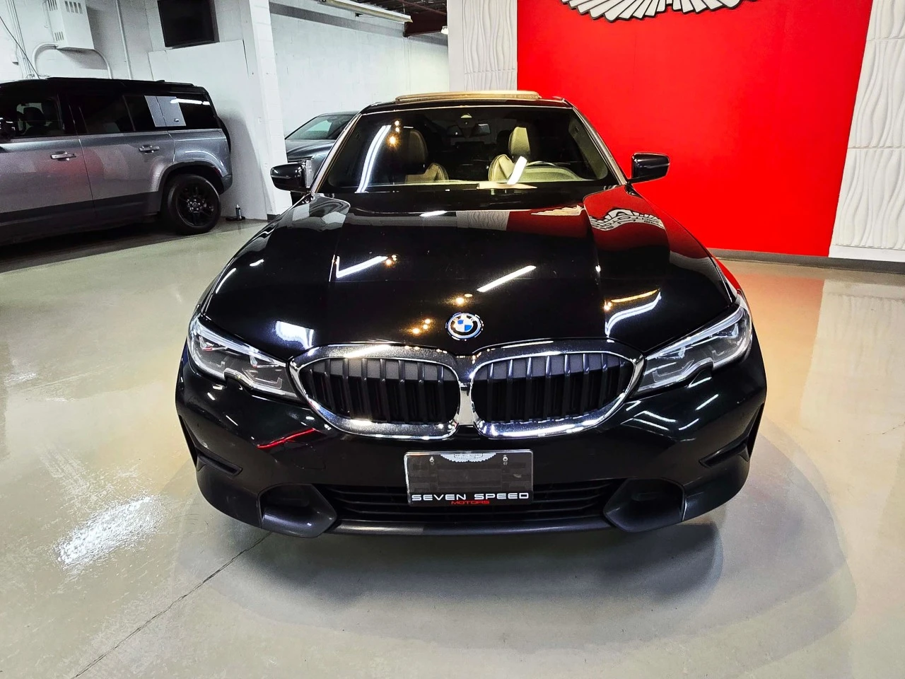 BMW 330 e xDrive Hybrid Plug-in AWD, снимка 3 - Автомобили и джипове - 54260561