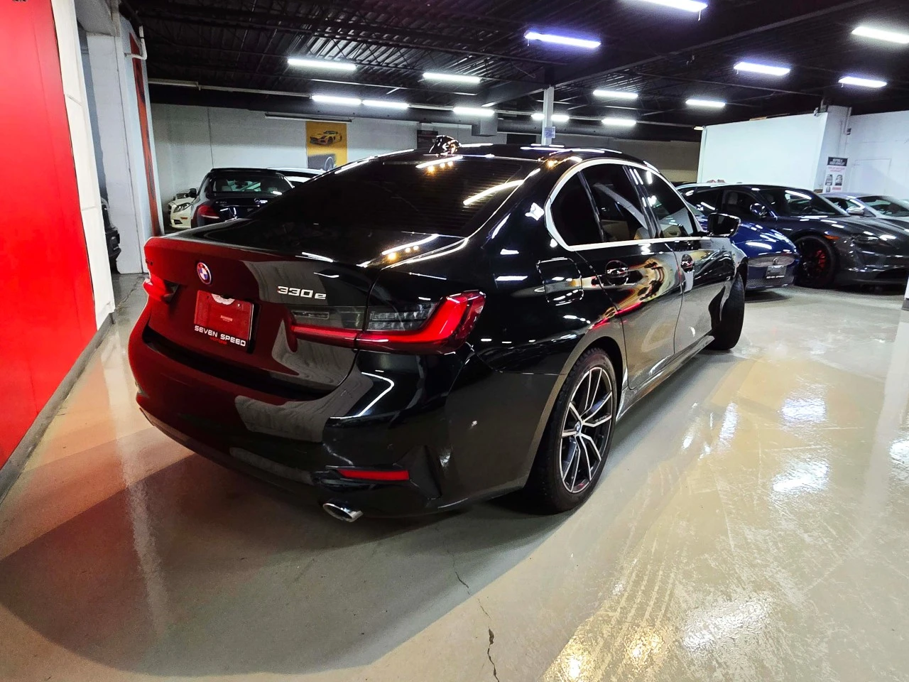 BMW 330 e xDrive Hybrid Plug-in AWD, снимка 5 - Автомобили и джипове - 54260561