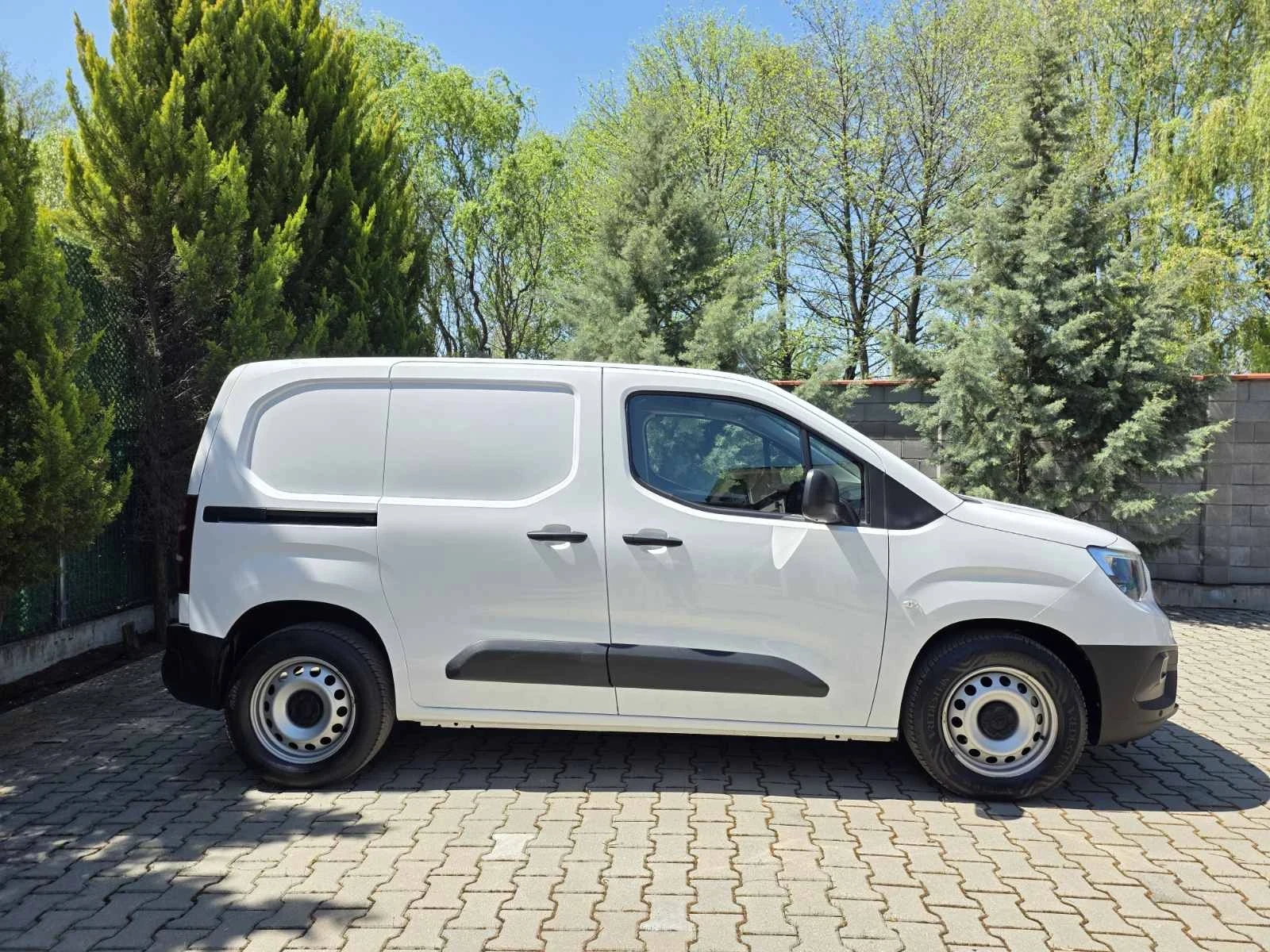 Opel Combo Electric 50kW, снимка 4 - Автомобили и джипове - 54320616