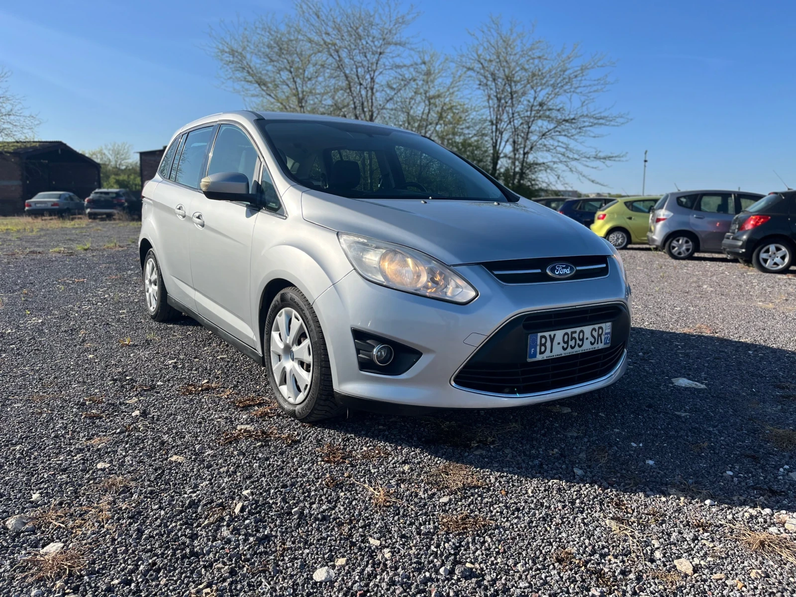 Ford C-max 1.6D 95 коня 7местна, снимка 2 - Автомобили и джипове - 54334385