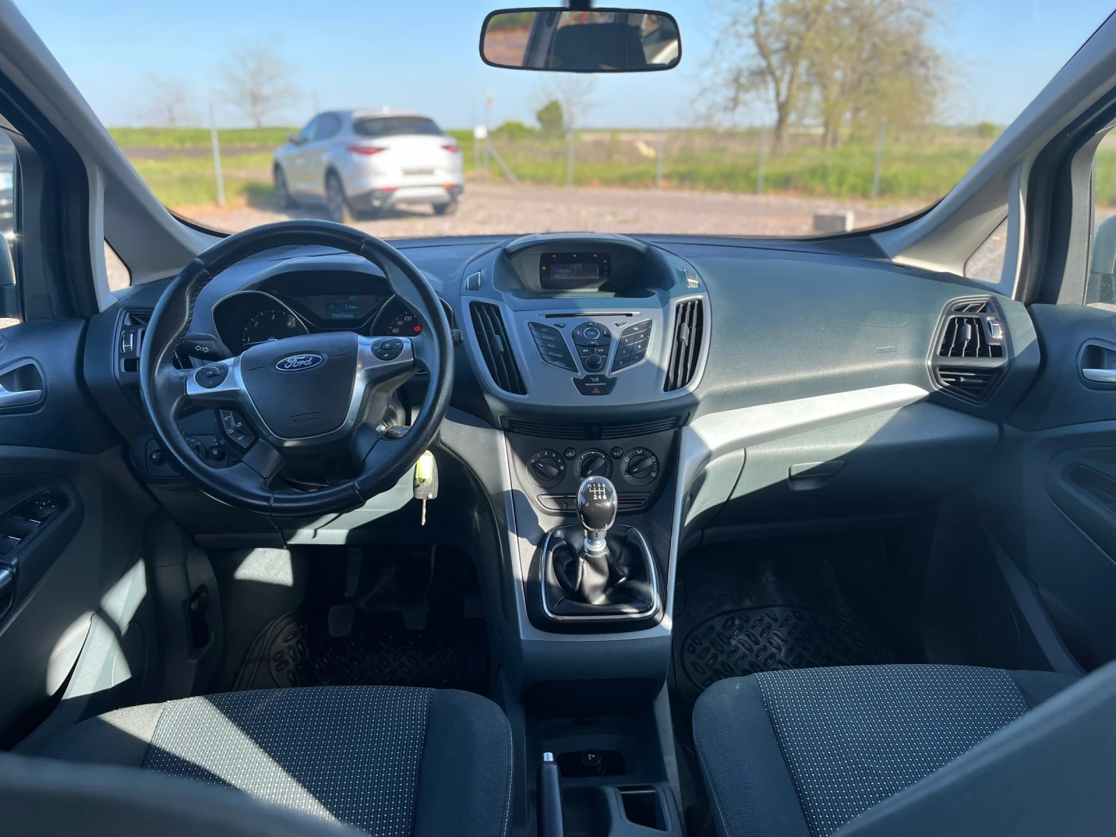 Ford C-max 1.6D 95 коня 7местна, снимка 12 - Автомобили и джипове - 54334385