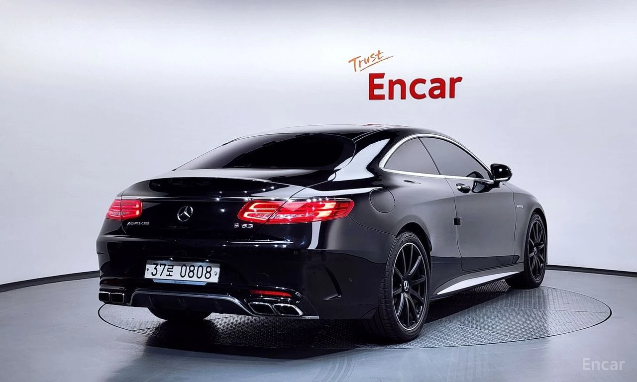 Mercedes-Benz S 63 AMG 4MATIC* COUPE* BURMESTER* ПАНО* ОБДУХВАНЕ* МАСАЖ* , снимка 3 - Автомобили и джипове - 54427375