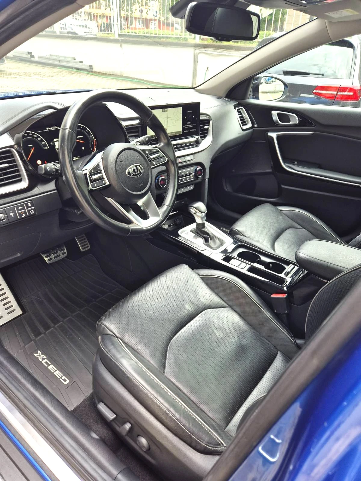 Kia XCeed, снимка 13 - Автомобили и джипове - 54644296