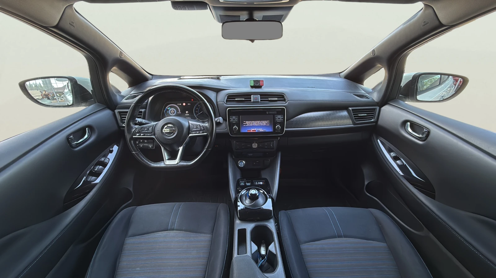 Nissan Leaf  40 KWh, снимка 10 - Автомобили и джипове - 54723393