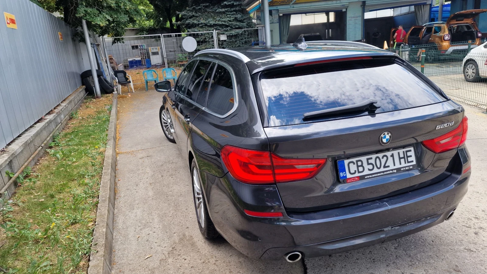 BMW 520, снимка 14 - Автомобили и джипове - 55084904