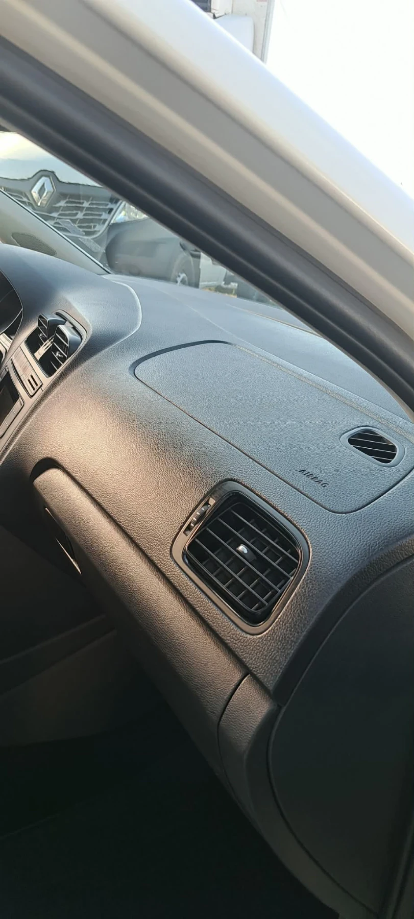 VW Polo, снимка 5 - Автомобили и джипове - 55106169