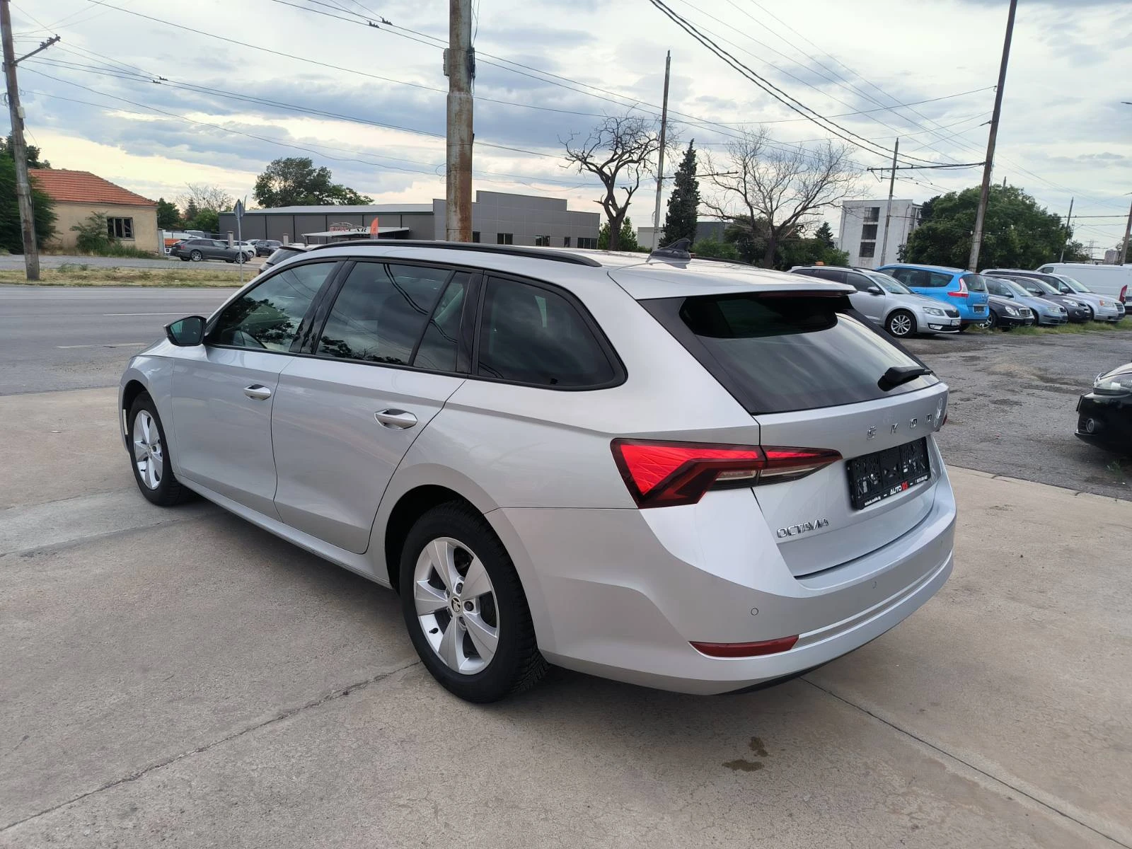 Skoda Octavia 2.0d-Navi-Automat-Euro-6D-108600km, снимка 7 - Автомобили и джипове - 55375000