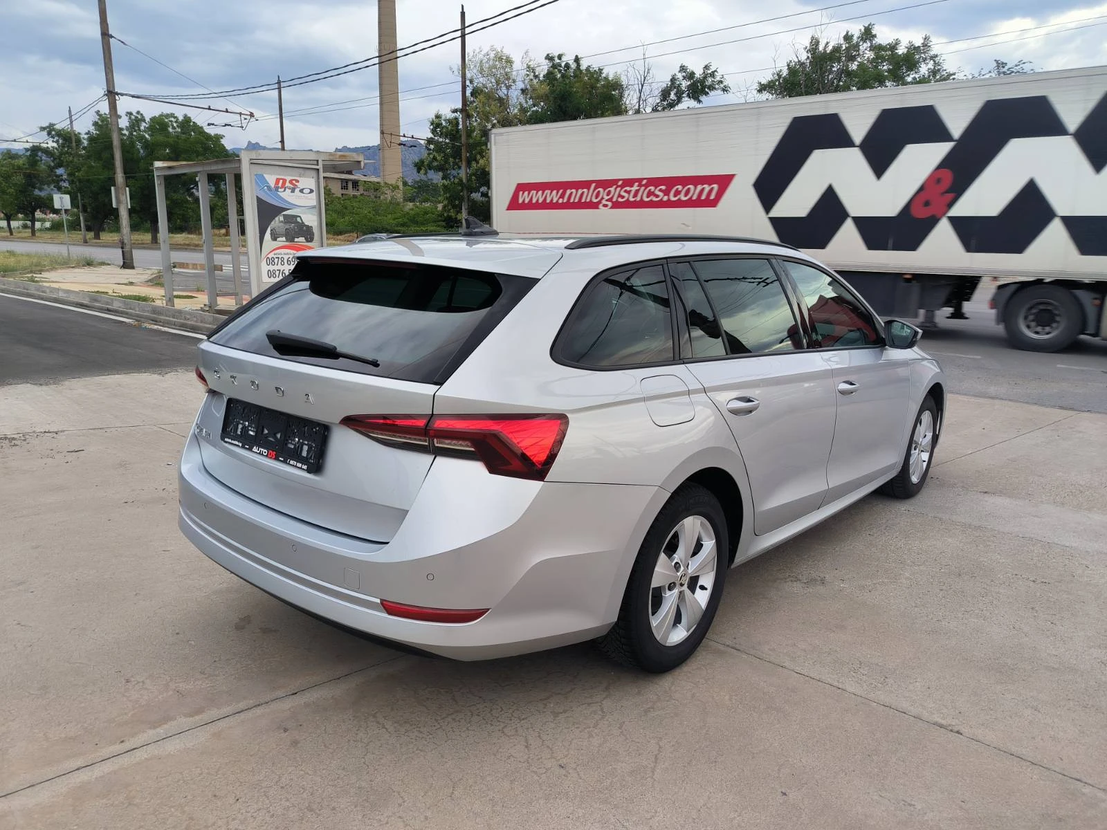Skoda Octavia 2.0d-Navi-Automat-Euro-6D-108600km, снимка 5 - Автомобили и джипове - 55375000
