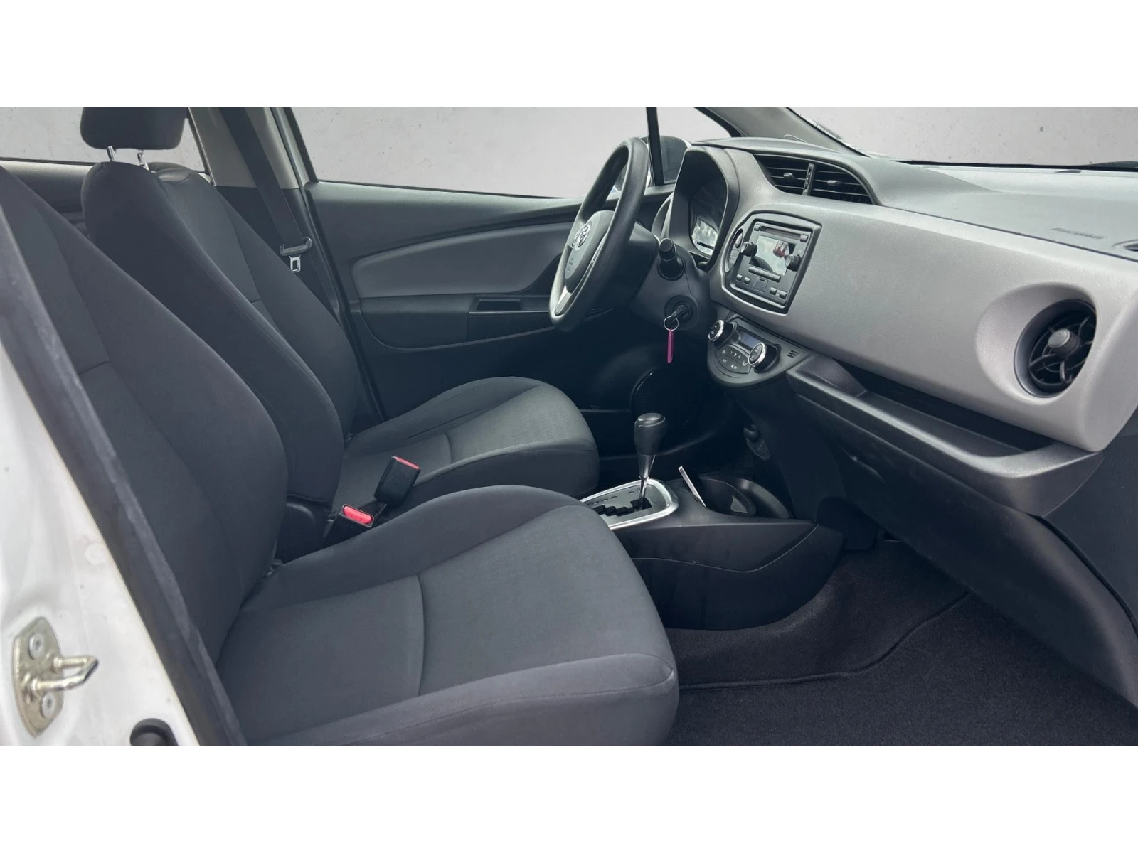 Toyota Yaris 1.5 HSD, Месечна вноска от 199  , снимка 9 - Автомобили и джипове - 55400678