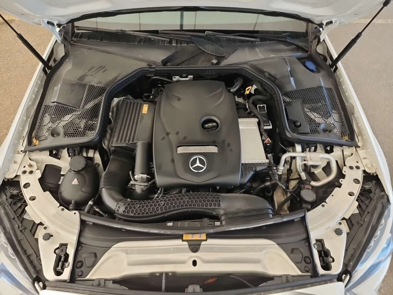Mercedes-Benz C 300 * CARFAX * ОПЦИЯ ЗА ФИНАНСИРАНЕ, снимка 17 - Автомобили и джипове - 55526273