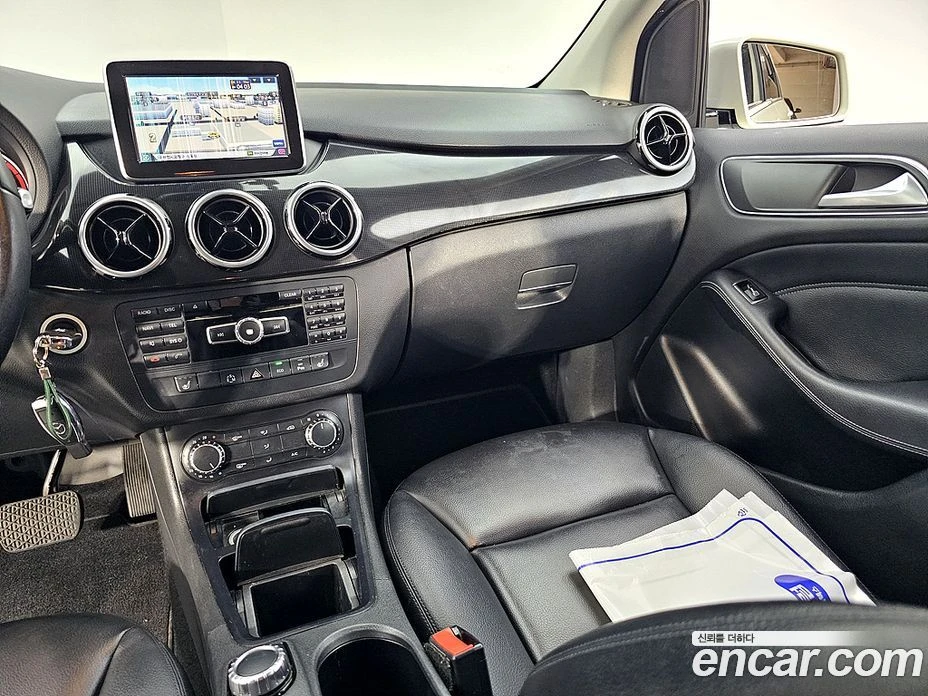 Mercedes-Benz B 200 B200 CDI, снимка 10 - Автомобили и джипове - 56117108