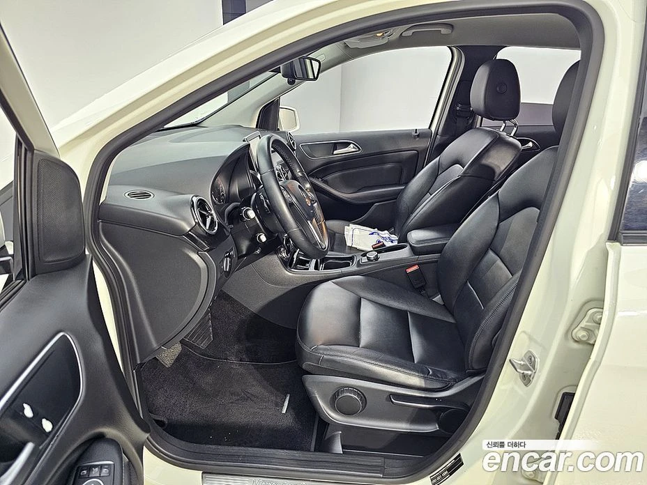 Mercedes-Benz B 200 B200 CDI, снимка 8 - Автомобили и джипове - 56117108