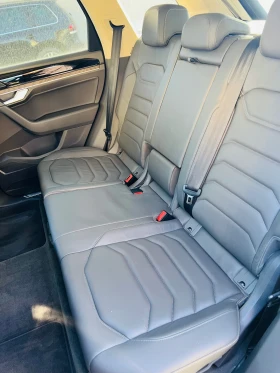 VW Touareg VW Toureg 3.0TDI 4Motion-IQ Full Matrix LED-camera - 43398 € / 84879.11 лв. - 87381217 9