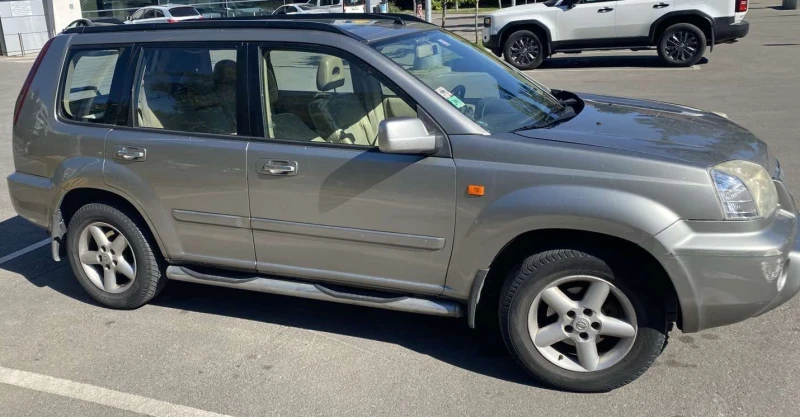 Nissan X-trail, снимка 3 - Автомобили и джипове - 51808373