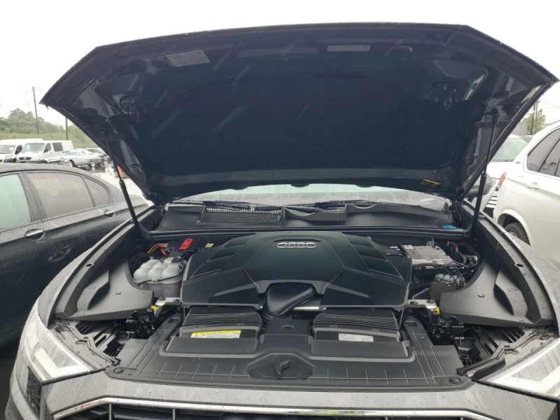 Audi Q8 Пътува за България! 360* ВАКУМ* ПОДГРЕВ* PANO, снимка 10 - Автомобили и джипове - 52317951