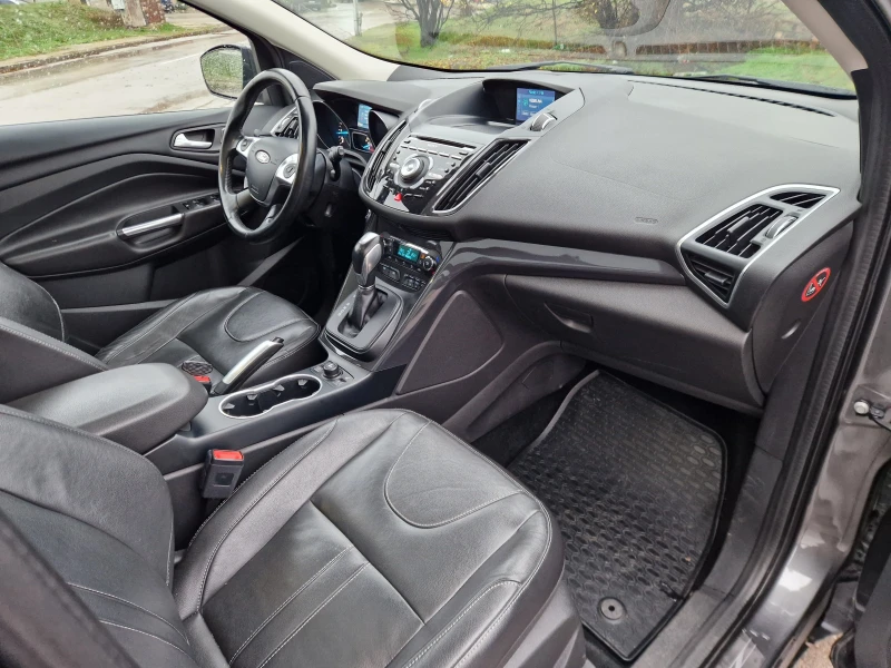 Ford Kuga 4x4 Сервизна история, снимка 14 - Автомобили и джипове - 52586093