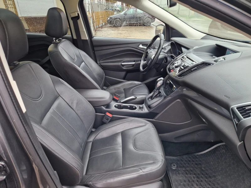 Ford Kuga 4x4 Сервизна история, снимка 9 - Автомобили и джипове - 52586093