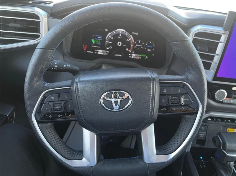 Toyota Sequoia Platinum 4WD | TOYOTA CERTIFIED, снимка 9 - Автомобили и джипове - 53131441