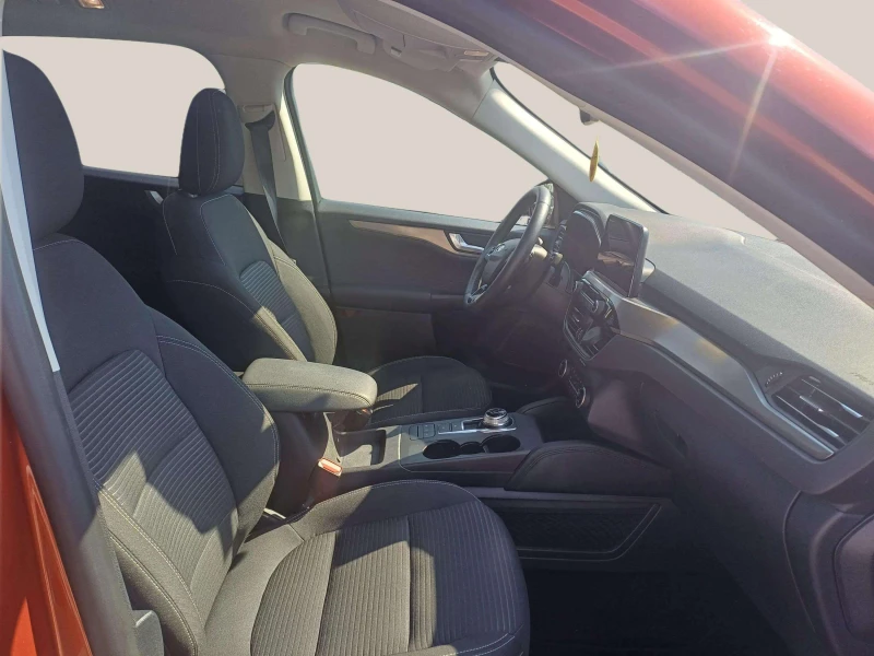 Ford Kuga 1.5 TDCi, снимка 12 - Автомобили и джипове - 53257870