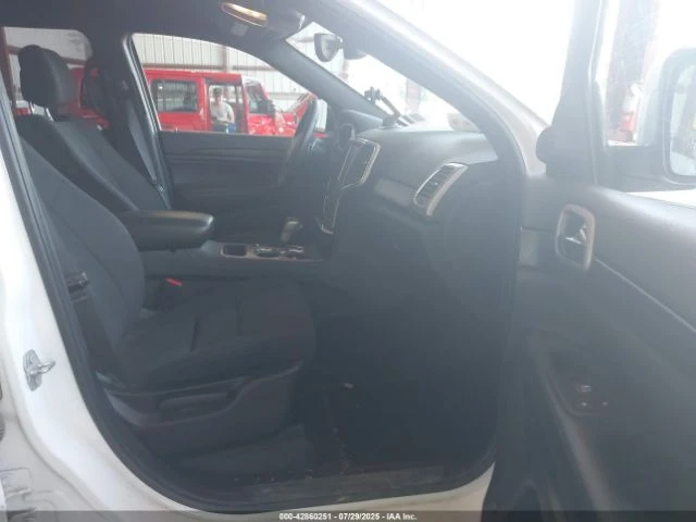 Jeep Grand cherokee 3.6* V6* 8ZF* ПОДГРЕВ* КАМЕРА* КЕЙЛЕС* LANE* ASSIS - изображение 9