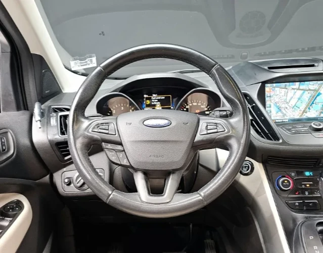 Ford Kuga 2.0 TDCI, снимка 12 - Автомобили и джипове - 52751190