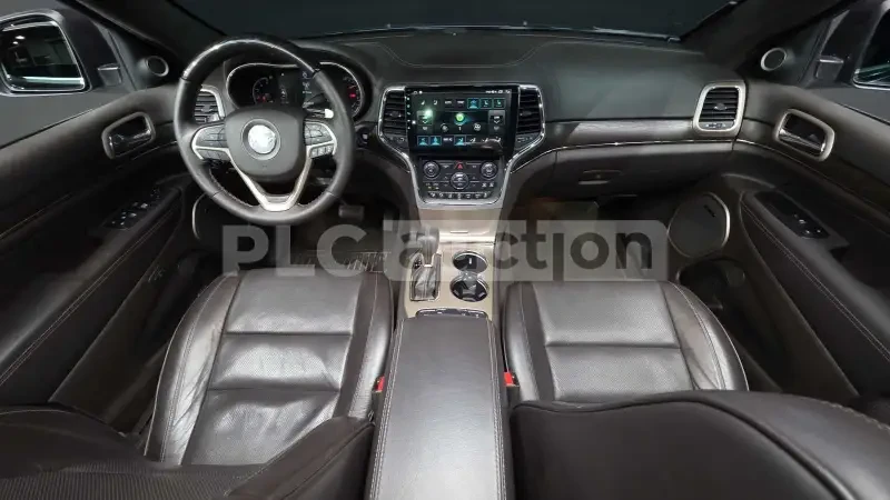 Jeep Grand cherokee 3.0 CRD| DISTRONIC| LANE| ОБДУХВАНЕ| ВКЛ.ТЕХНОТЕСТ, снимка 4 - Автомобили и джипове - 54969039