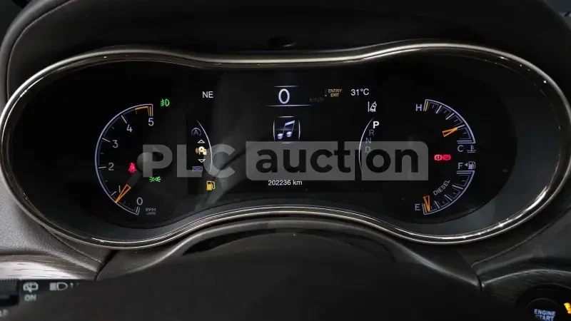 Jeep Grand cherokee 3.0 CRD| DISTRONIC| LANE| ОБДУХВАНЕ| ВКЛ.ТЕХНОТЕСТ, снимка 11 - Автомобили и джипове - 54969039
