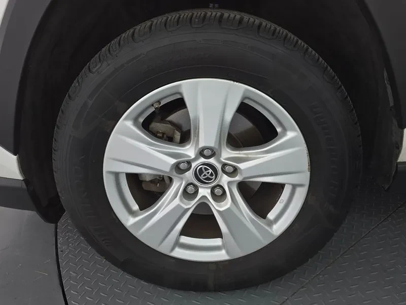 Toyota Rav4 2.5 2Wd, снимка 5 - Автомобили и джипове - 55748452