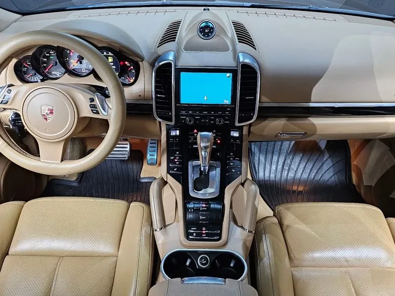 Porsche Cayenne 4.8 S 958, снимка 6 - Автомобили и джипове - 56358835