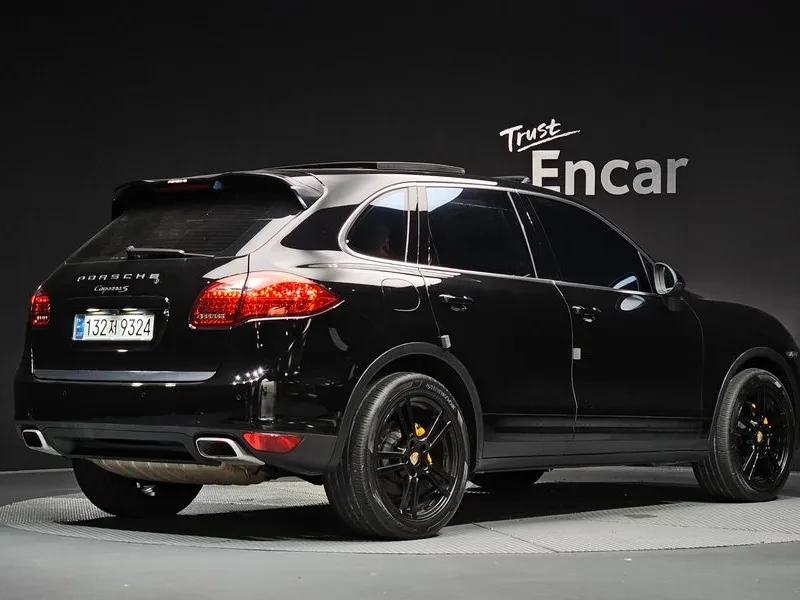 Porsche Cayenne 4.8 S 958, снимка 2 - Автомобили и джипове - 56358835