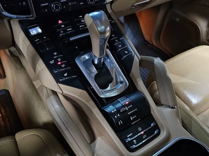 Porsche Cayenne 4.8 S 958, снимка 7 - Автомобили и джипове - 56358835