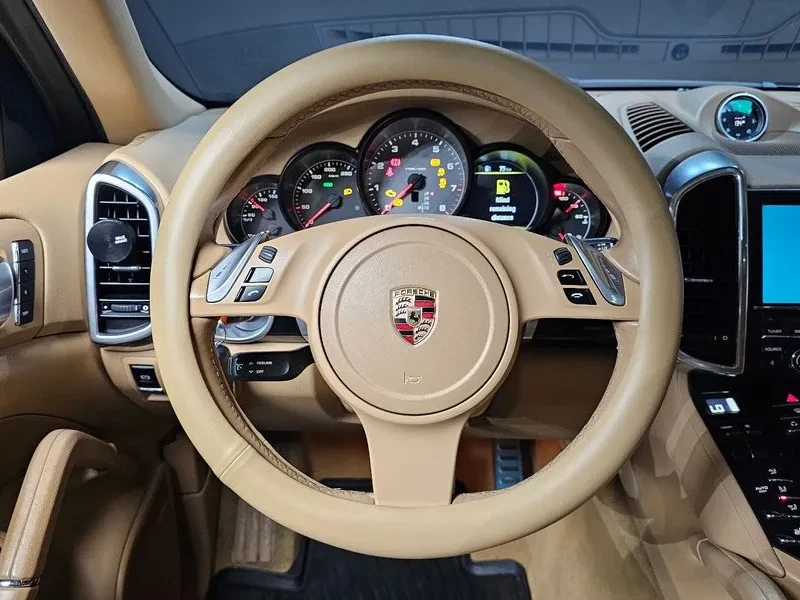 Porsche Cayenne 4.8 S 958, снимка 11 - Автомобили и джипове - 56358835