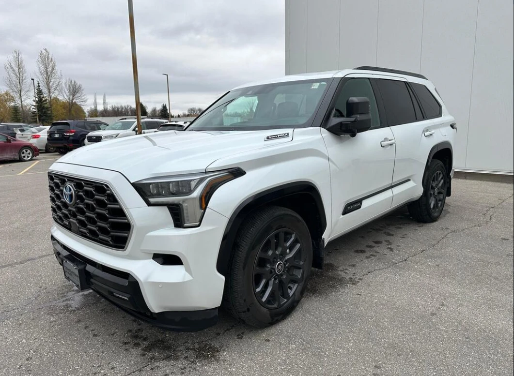 Toyota Sequoia Platinum 4WD | TOYOTA CERTIFIED, снимка 1