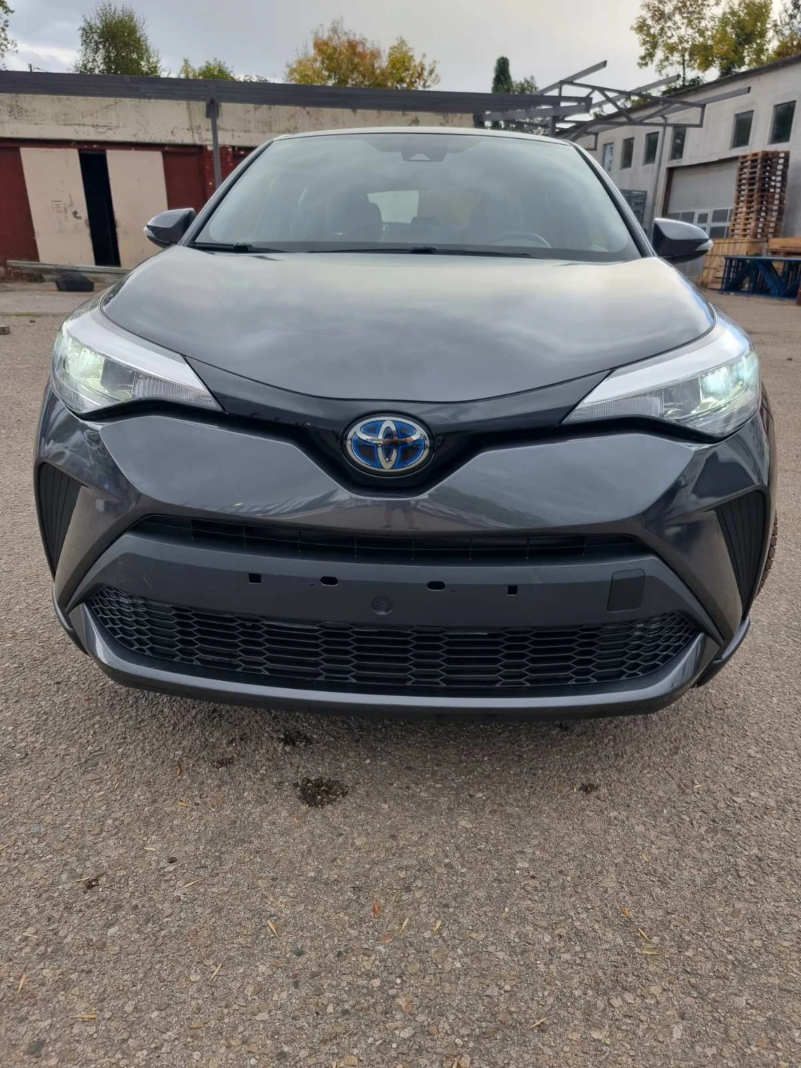 Toyota C-HR 2.0i - изображение 2