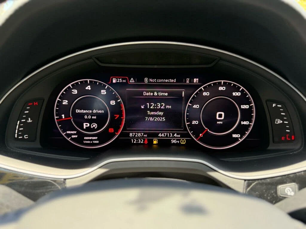 Audi Q7 * Premium Plus* HeadUp* АвтоКредит* (ЦЕНА ДО БГ) - изображение 7