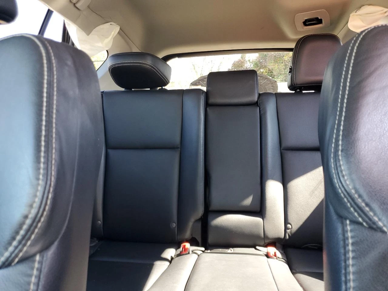 Toyota Rav4 LIMITED 4X4 - изображение 10