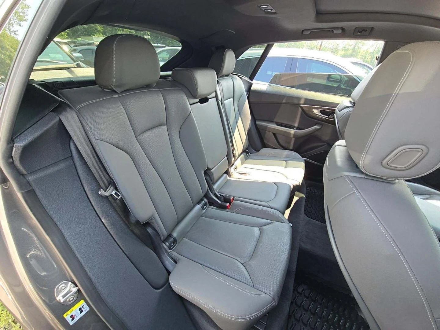 Audi Q8 Пътува за България! 360* ВАКУМ* ПОДГРЕВ* PANO - изображение 8