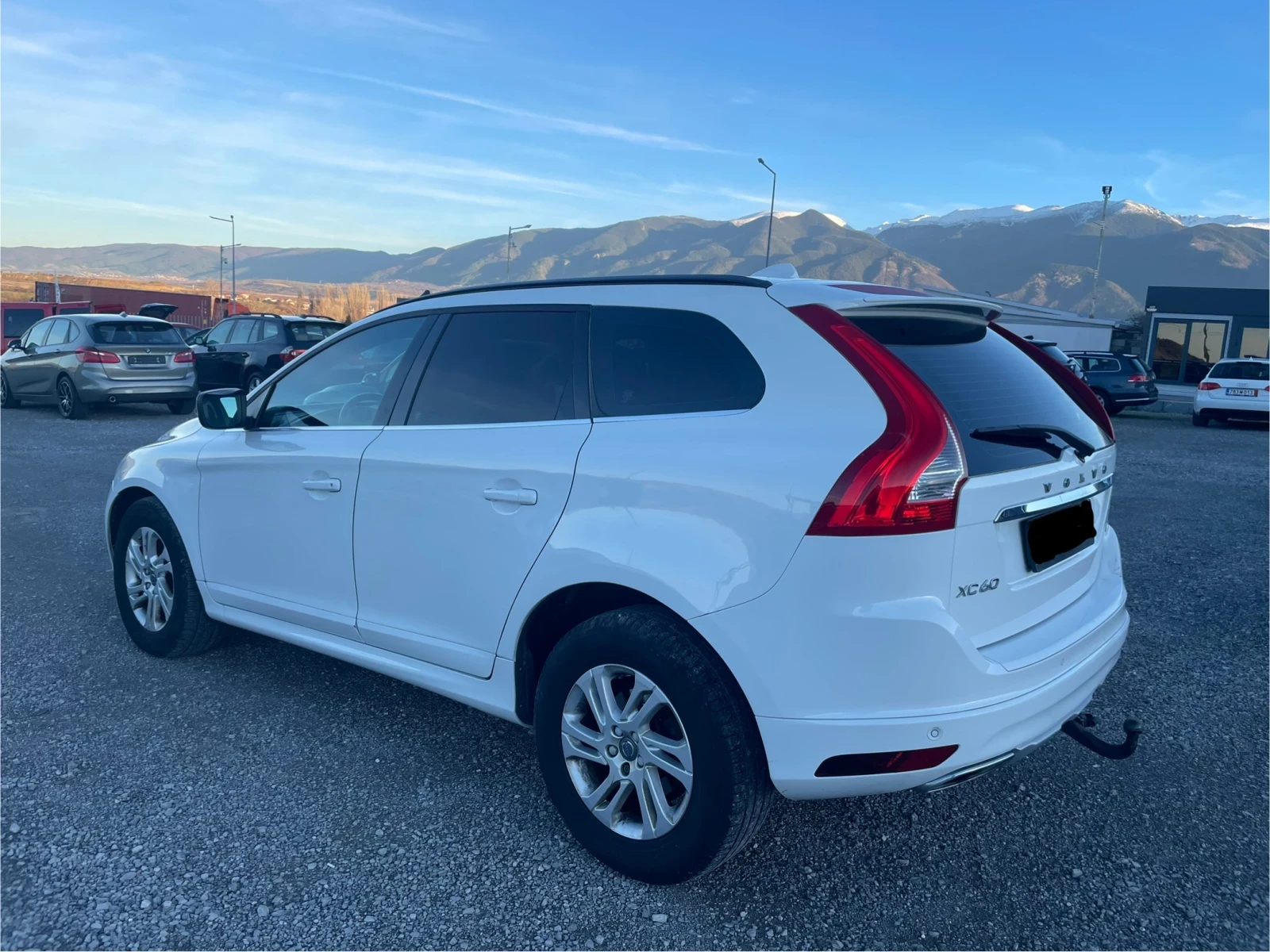 Volvo XC60 2.0D FACE EURO6 190КС - изображение 5
