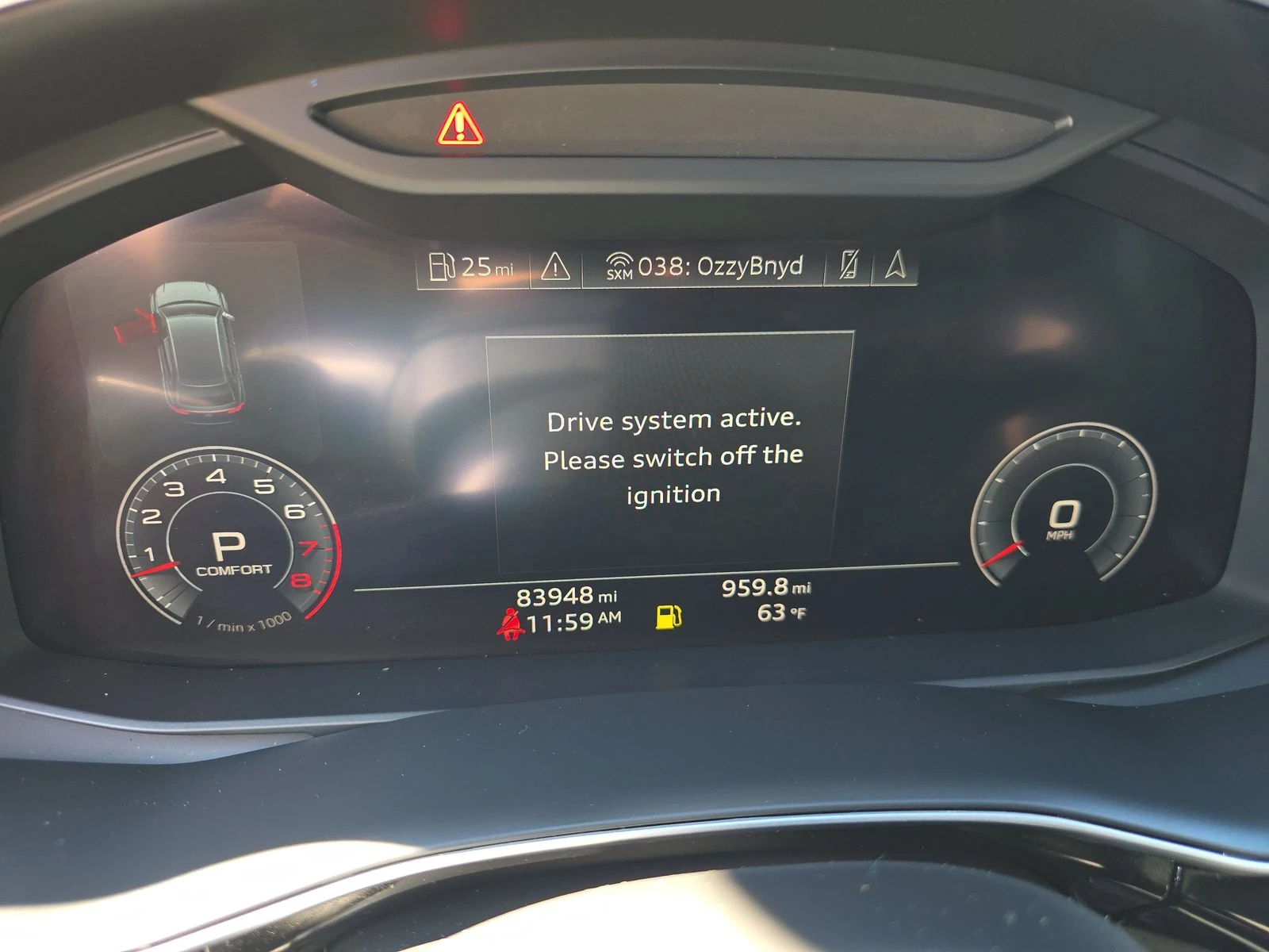 Audi Q8 PREMIUM* KEYLESS* * PANO | Mobile.bg   11