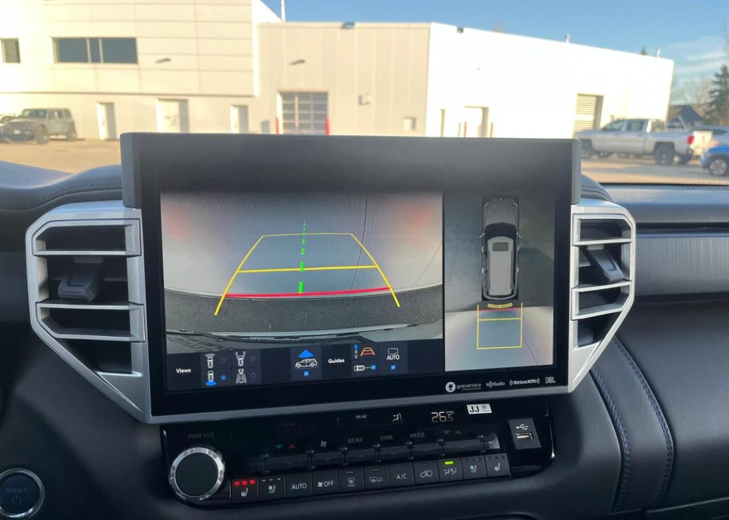 Toyota Sequoia Platinum 4WD | TOYOTA CERTIFIED | Mobile.bg � ����������� 13