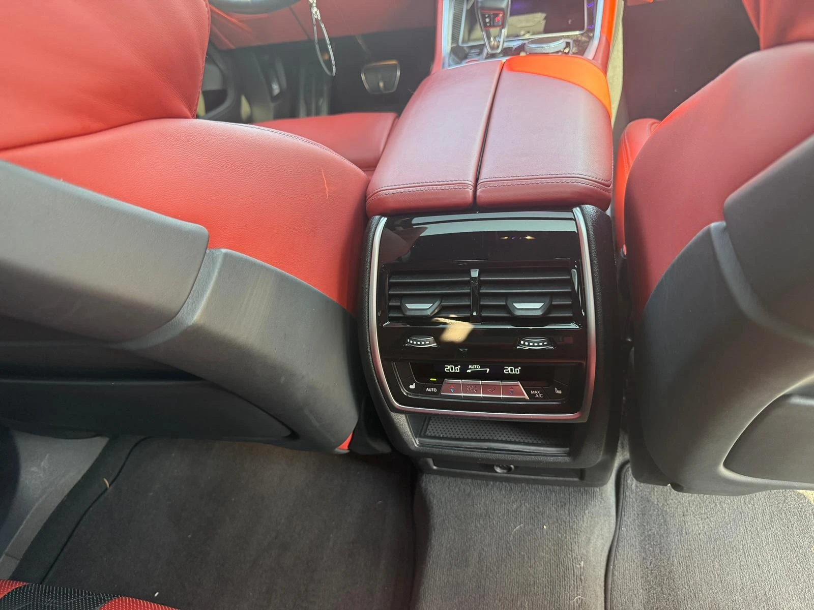 BMW X6 M Competition 4.4 TwinTurbo xDrive, снимка 17 - Автомобили и джипове - 53903140