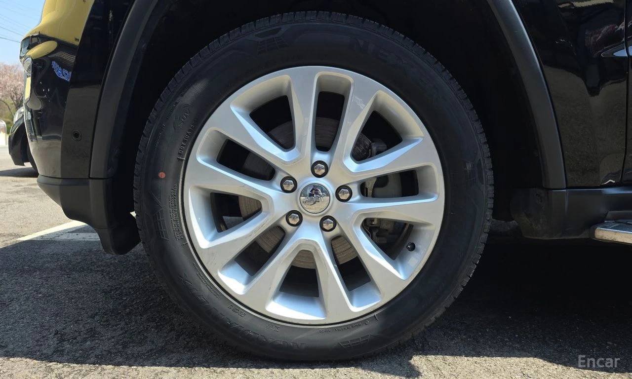 Jeep Grand cherokee 3.6 LIMITED* ПОДГРЕВ* ОБДУХВАНЕ* PANORAMA* КАМЕРА*, снимка 6 - Автомобили и джипове - 54720662