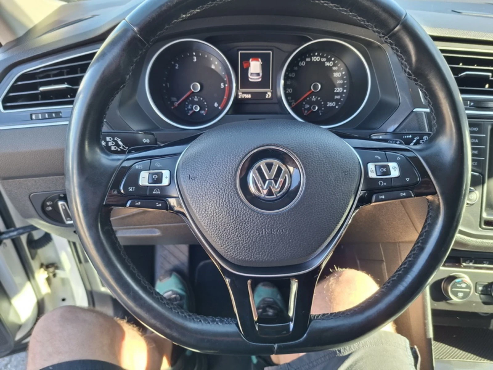 VW Tiguan Comfortline 2.0 TDI | DSG7 | 4 Motion, снимка 5 - Автомобили и джипове - 54759052