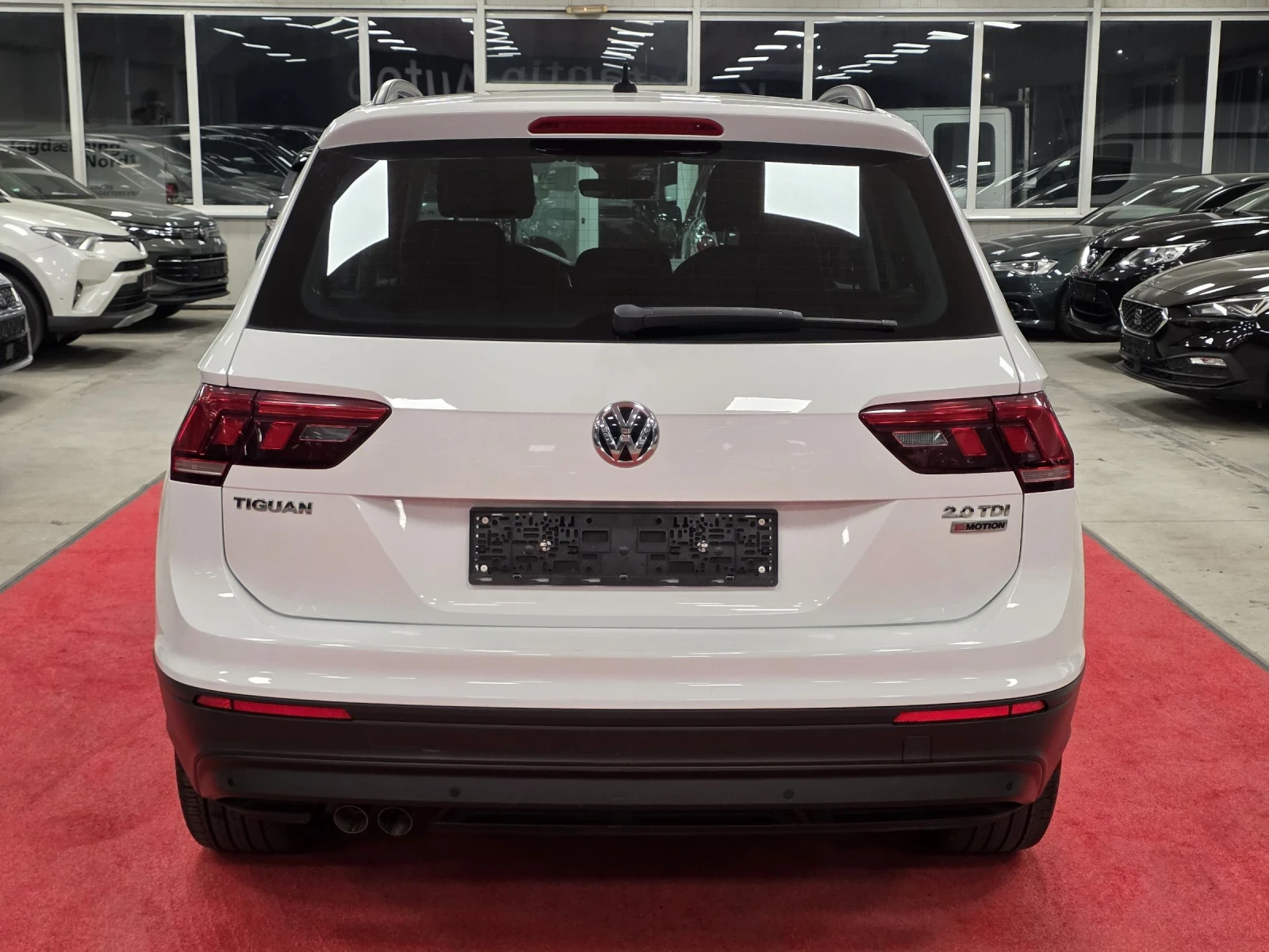 VW Tiguan Comfortline 2.0 TDI | DSG7 | 4 Motion, снимка 5 - Автомобили и джипове - 54759052