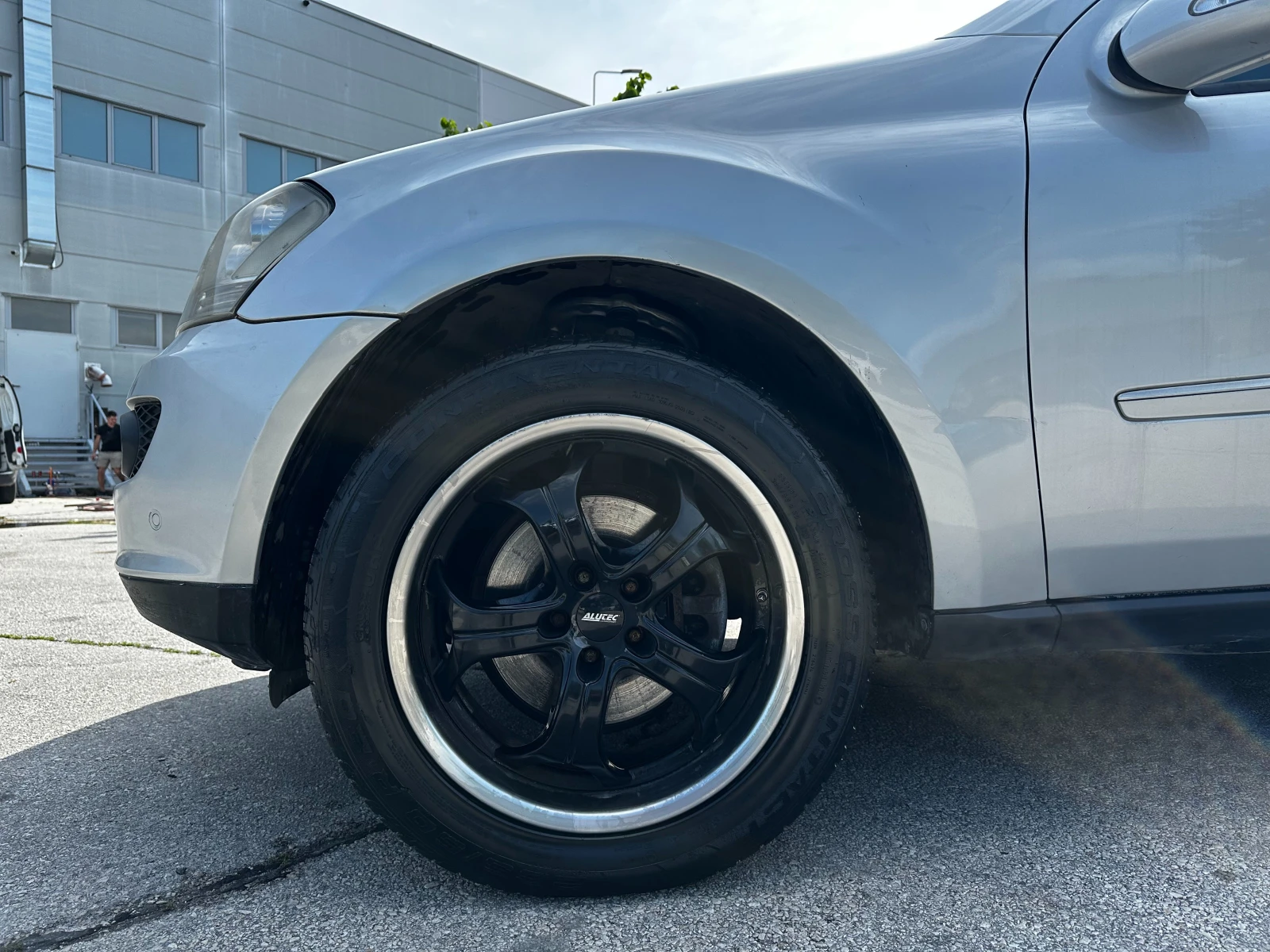 Mercedes-Benz ML 320, снимка 8 - Автомобили и джипове - 54844626