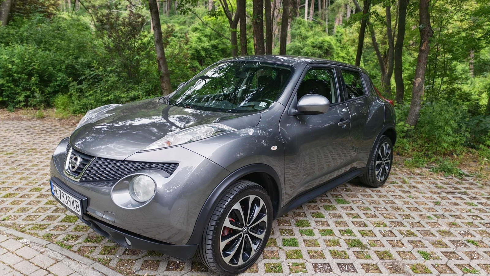 Nissan Juke с регистрация, обслужен, снимка 3 - Автомобили и джипове - 54875548
