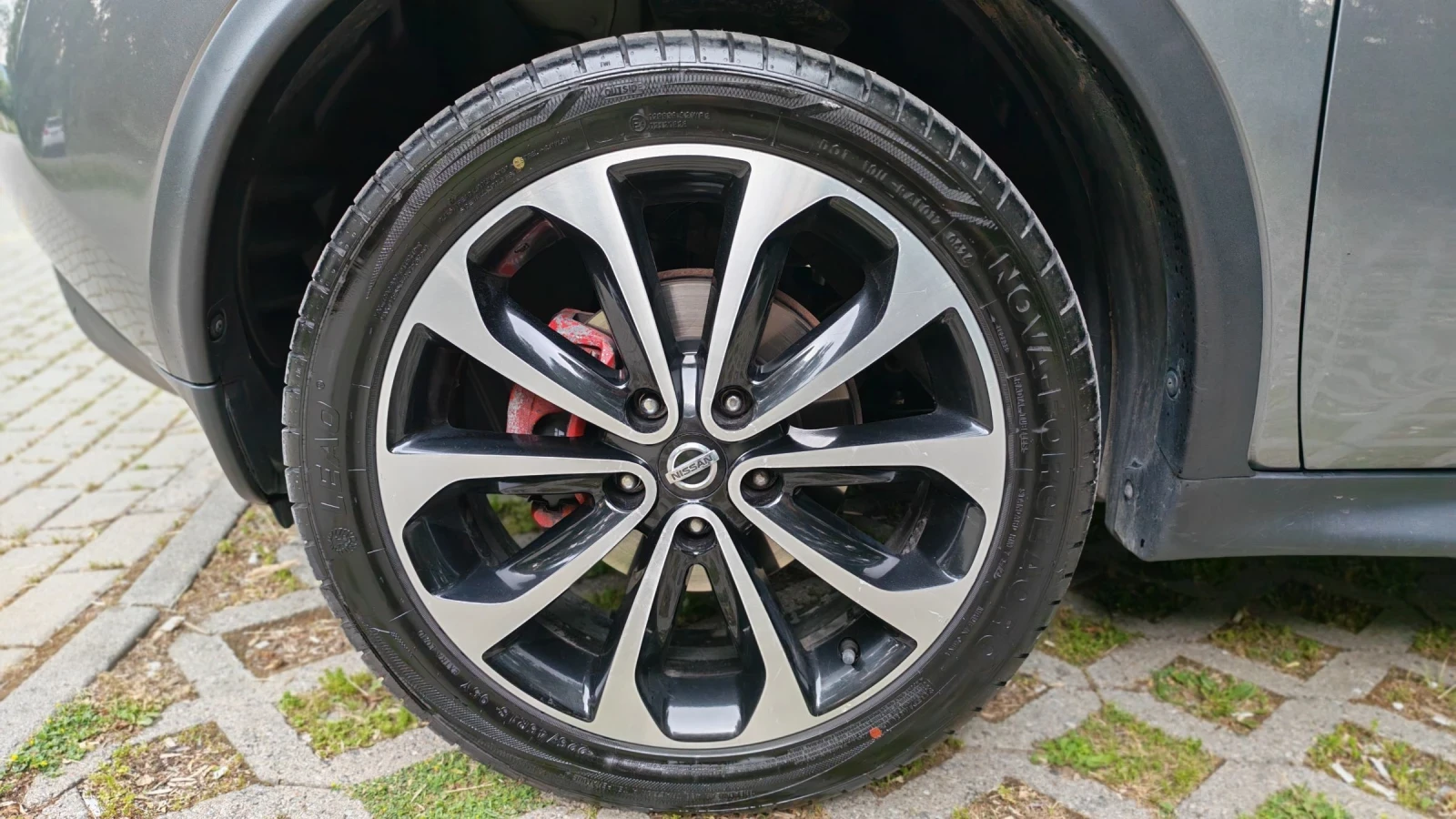 Nissan Juke с регистрация, обслужен, снимка 8 - Автомобили и джипове - 54875548