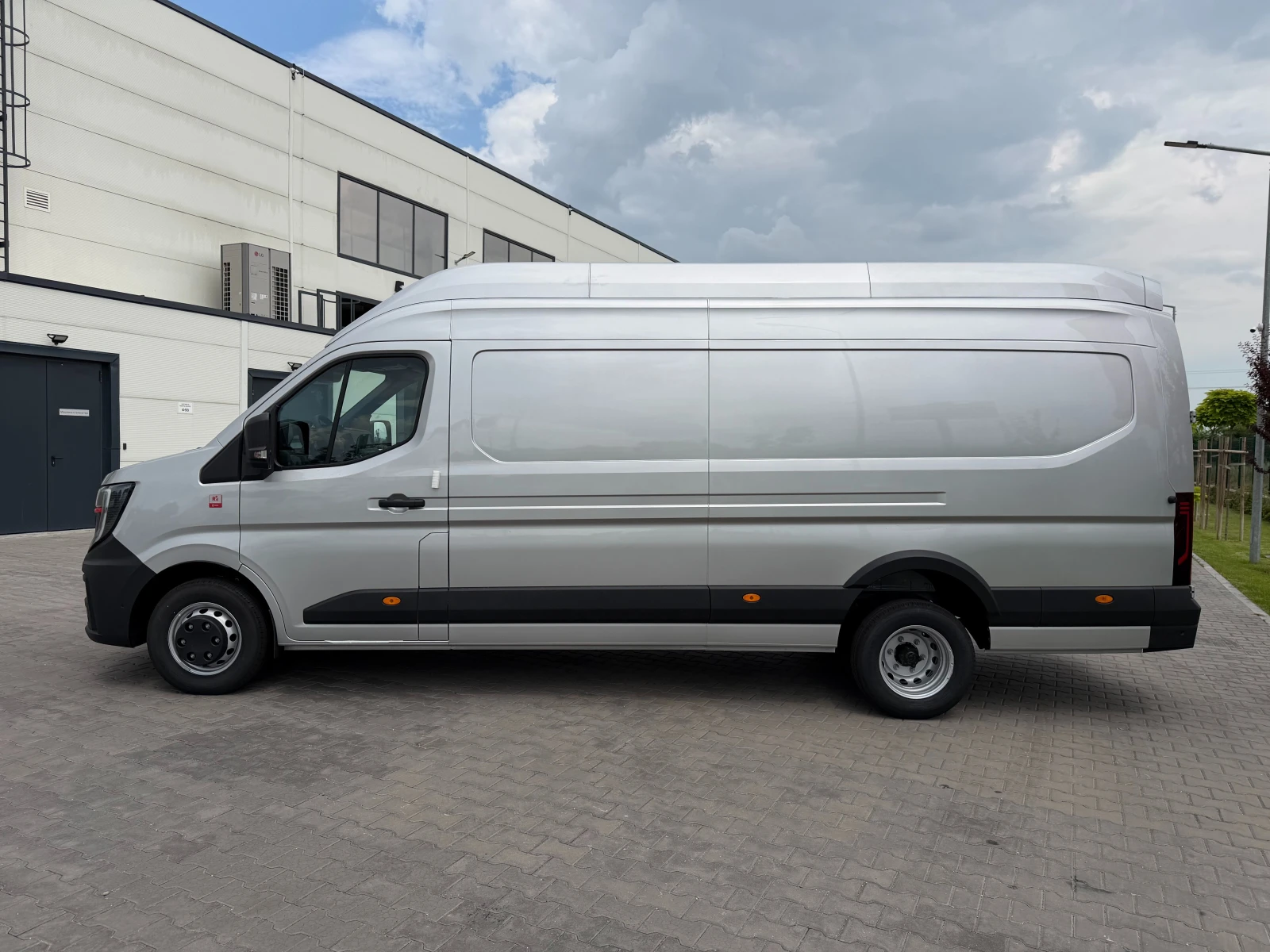Renault Master RED EDITION* НАЛИЧЕН* L4H3* СИВ МЕТАЛИК* , снимка 7 - Бусове и автобуси - 55050478